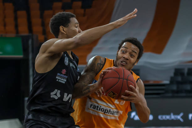 这种防守上 这种防守上